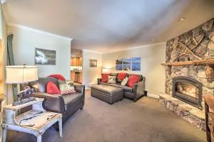 1 Block to Downtown Cozy Condo by Mirror Lake - Paul Smiths