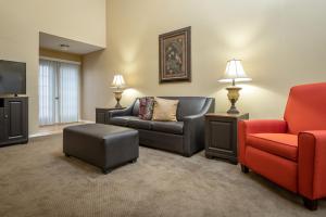 Two-Bedroom Apartment room in Surrey Vacation Resort by Capital Vacations