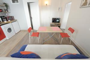 Appartements Charmant 2 pieces proche de Paris : photos des chambres