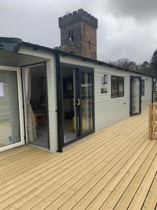 The Castleton Sea View 13