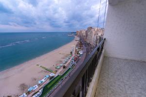 ZAFERO POREFAG- Families only