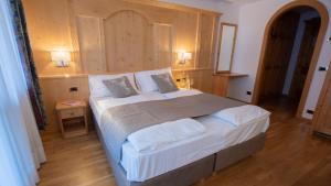 Classic Triple Room room in Hotel Diamant Park