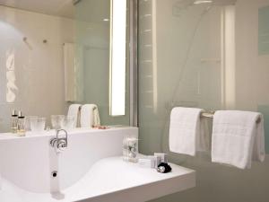 Hotels Novotel Mulhouse Bale Fribourg : photos des chambres