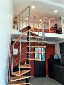 Gîte de charme au coeur du vignoble de St Emilion - 阿尔韦尔