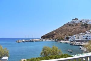 Deluxe apartment over the sea Astypalaia Greece