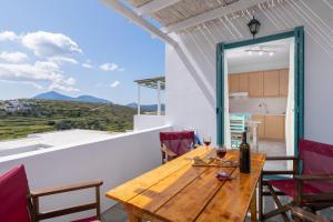 Zanart maisonette II Milos Greece