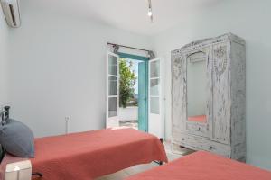 Zanart maisonette II Milos Greece