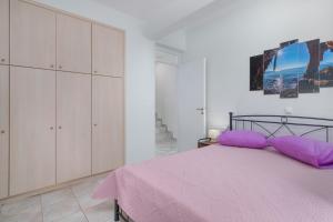 Zanart maisonette II Milos Greece