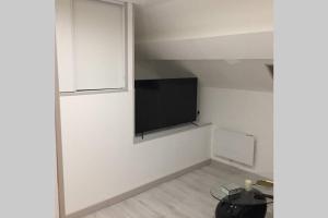 F2 bis proche de toutes commodités