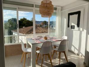 Apartamento RosarioyEmma - Primera línea de playa con vista mar - 4hvězdičkové hotely ve městě Jávea