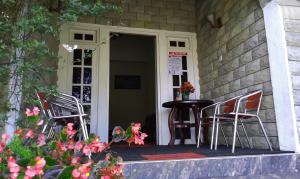 The Royal Terrace Holiday Bungalow