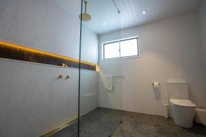 Dacha on Maggie No#1 OPULENT AND LUXURIOUS