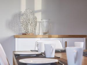 Reetland am Meer - Premium Reetdachvilla mit 3 Schlafzimmern, Sauna und Kamin F07