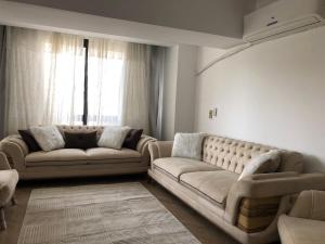 La Royal Elite Five Stars