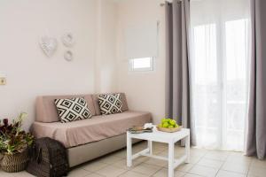 Windmill Beach Apts II by Estia