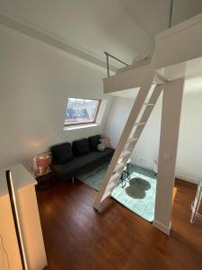 Beautiful Lincoln Apartment