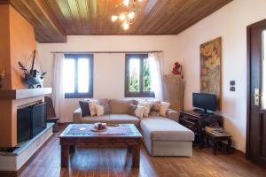 Traditional Guesthouse 4 Epoches - Full House Pelion Greece