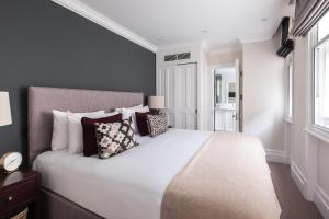 Classic One-Bedroom Apartment room in Native Mayfair