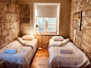 Kohtu Apartment Unique - 库雷萨雷