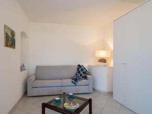 Apartment Rosmarino by Interhome