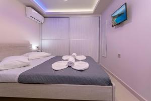 Evias Apartment - New Apartment In Town!