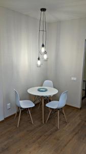 Apartment with Balcony room in Студия Две Столицы/Studio Two Capitals
