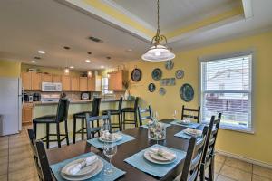 Walk to Galveston Beach Coastal Escape with Yard