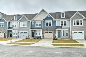 5 Mi to Bethany Beach Modern Gem with Pool Access!