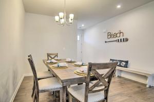 5 Mi to Bethany Beach Modern Gem with Pool Access!