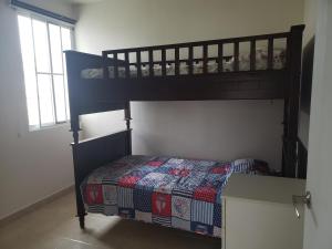 Elegante apartamento discreto, con playa y piscina