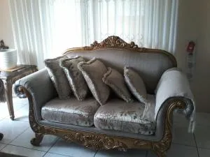 Newlands East Home With A Beautiful View - Inanda