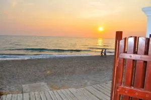 Beachfront Vacation Home Eftichia - 阿齐欧斯·贡多斯