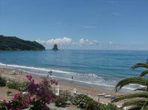 Beachfront holiday house Eftichia