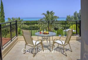 Marlin Beach Front Luxury Villa - 4 Bedrooms