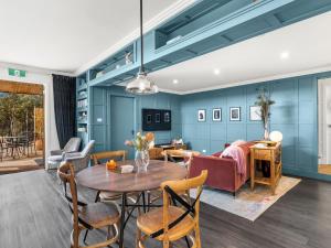 Block Eight Estate Gum Trees Villa