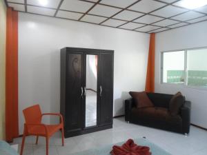Menchus Pension House