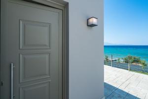 Beachfront Zante Villa Villa Perla 5 Bedroom Private Pool Tragaki