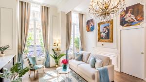 Appartements Luxury 3 Bedroom 2 Bathroom Palace Apartment - AC - Louvre : photos des chambres
