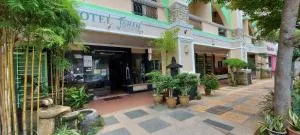 Hotel Johan - Bukit Lintang