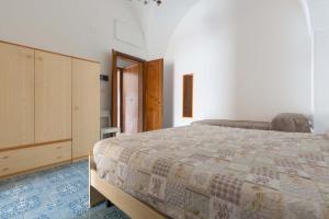 Isola Dei Conigli by BarbarHouse