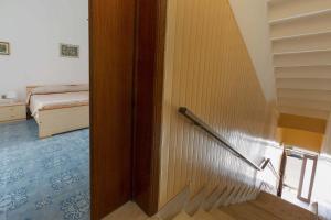 Isola Dei Conigli by BarbarHouse