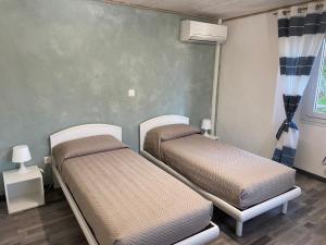 Twin Room with Private External Bathroom room in Casa Buby