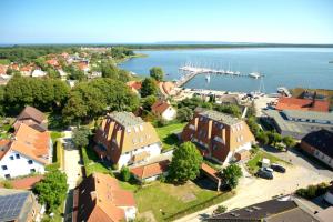 Hafenhäuser Breege FeWo 14 - Balkon, etwas Meerblick