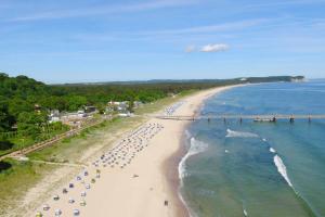 Balkon, gratis Nutzung vom AHOI Erlebnisbad und Sauna in Sellin - Villa Karola FeWo 09