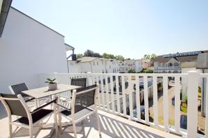 Ferienwohnung mit Schwimmbadnutzung in Sellin - Haus Strandeck FeWo 14