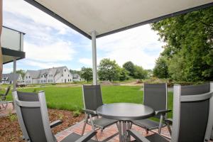 strandnahe FeWo mit Terrasse, gratis Nutzung vom AHOI Erlebnisbad und Sauna in Sellin - Rex Rugia FeWo 11-1