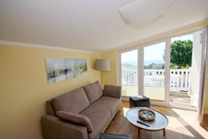 mit Meerblick und Balkon, gratis Nutzung vom AHOI Erlebnisbad und Sauna in Sellin - Meeresblick FeWo 60