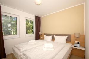 strandnahe FeWo mit Terrasse, gratis Nutzung vom AHOI Erlebnisbad und Sauna in Sellin - Rex Rugia FeWo 14-4