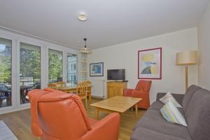 strandnah, Balkon, gratis Nutzung vom AHOI Erlebnisbad und Sauna in Sellin - Strandresidenz Brandenburg FeWo 04