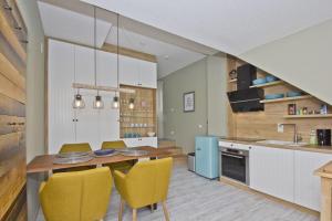 nur 100 m zum Strand, FeWo mit Balkon und eigener Sauna - App Eldena FeWo 09